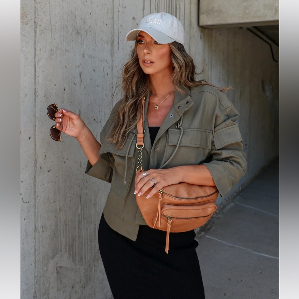 VICI Olive Utility Jacket ๐ค - Picture 5 of 9